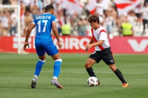 Sevilla SAT 2-1 Vélez: fuera del peligro