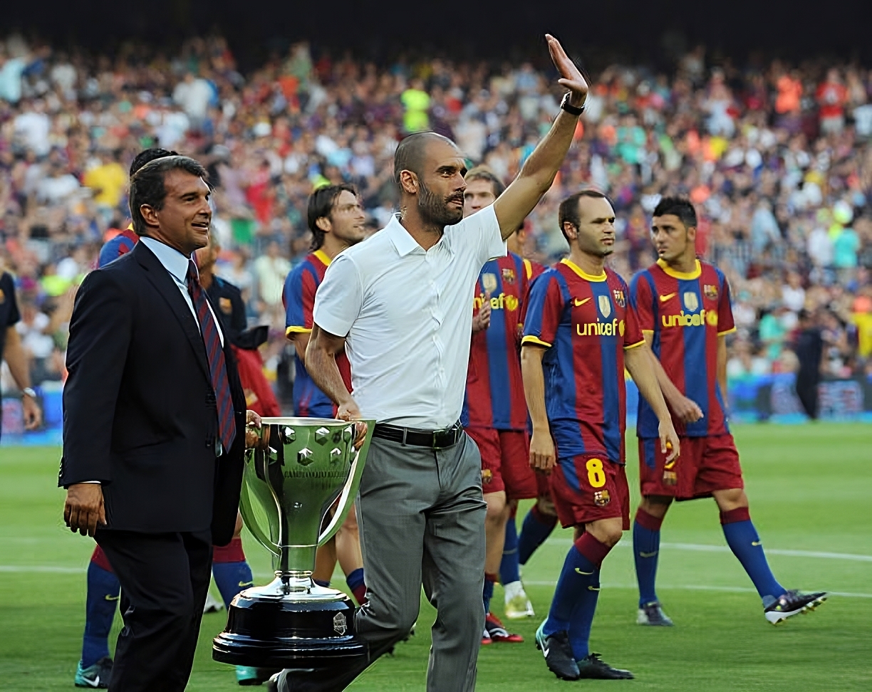 Pep Guardiola ganando La Liga en su primera temporada como entrenador