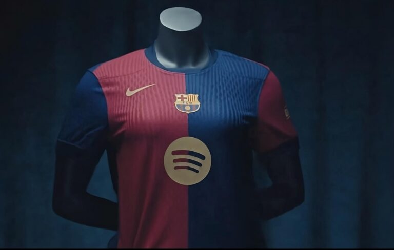 El FC Barcelona presenta su primera equipación para la 2024/25