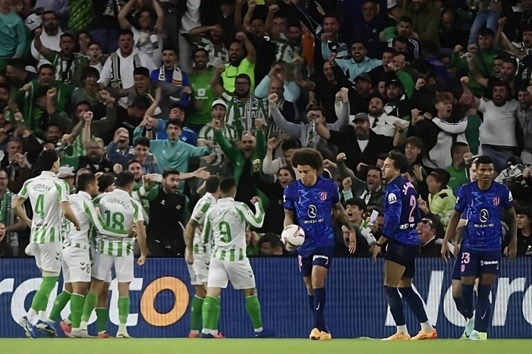 Derrota en el Villamarín de un Atlético de Madrid que no levanta cabeza.