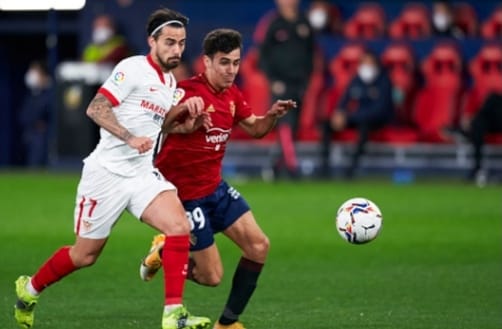 Manu Sánchez, con opciones para continuar en Osasuna otra temporada