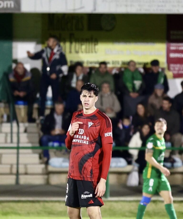 Petit, cerca de romper su cesión y volver a Andalucía