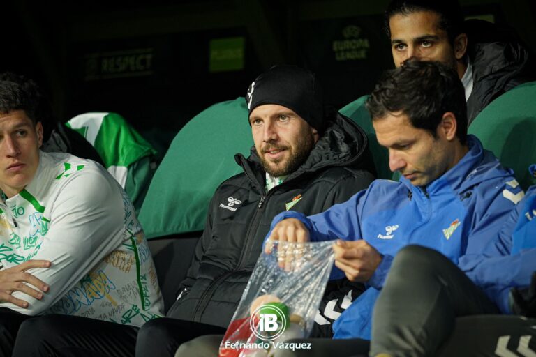 Noventa minutos mirando al césped… y al resto de Europa