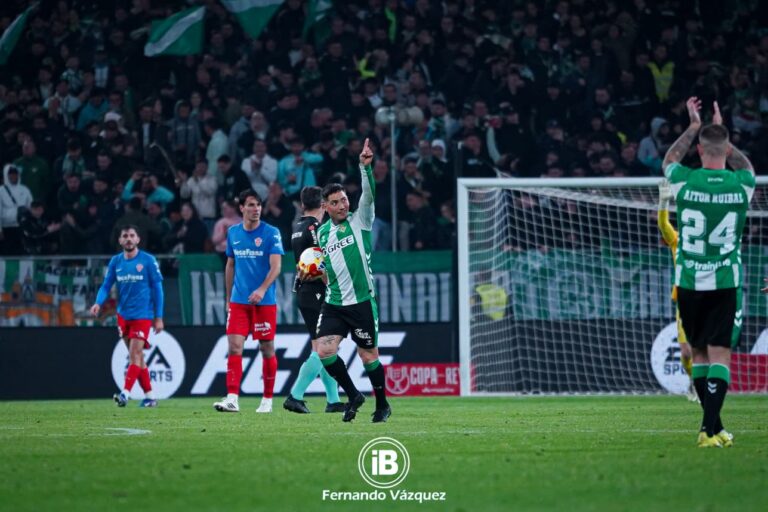 Crónica| Real Betis 2-1 Elche: Un héroe inesperado da el pase a cuartos de copa
