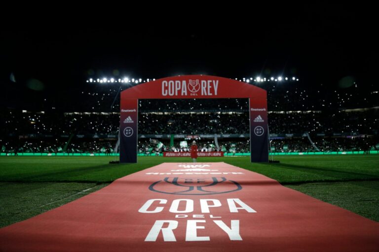 El Betis se enfrentará al Elche CF en los 1/8 de Copa del Rey